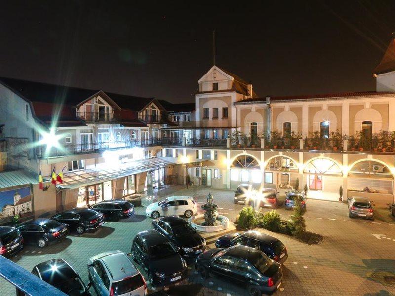 Hotel Apollo Central Sibiu Exteriör bild