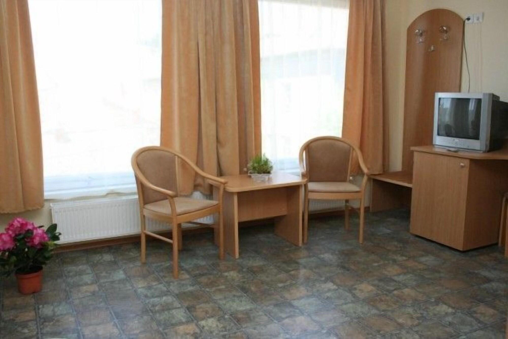 Hotel Apollo Central Sibiu Exteriör bild