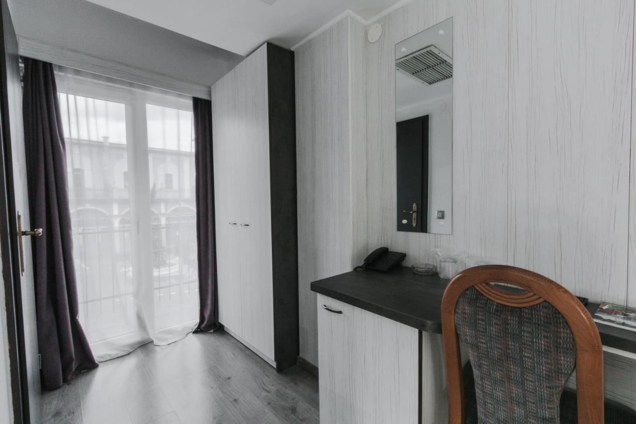 Hotel Apollo Central Sibiu Exteriör bild